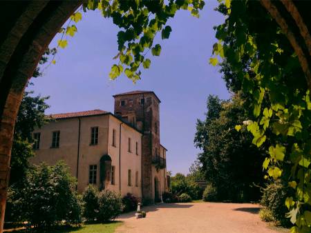 Affitto villa con giardino per festa di compleanno a Torino, affitto location storica per festa privata